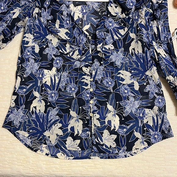 Ralph Lauren Blue Floral Top, Women’s size small - Picture 6 of 9